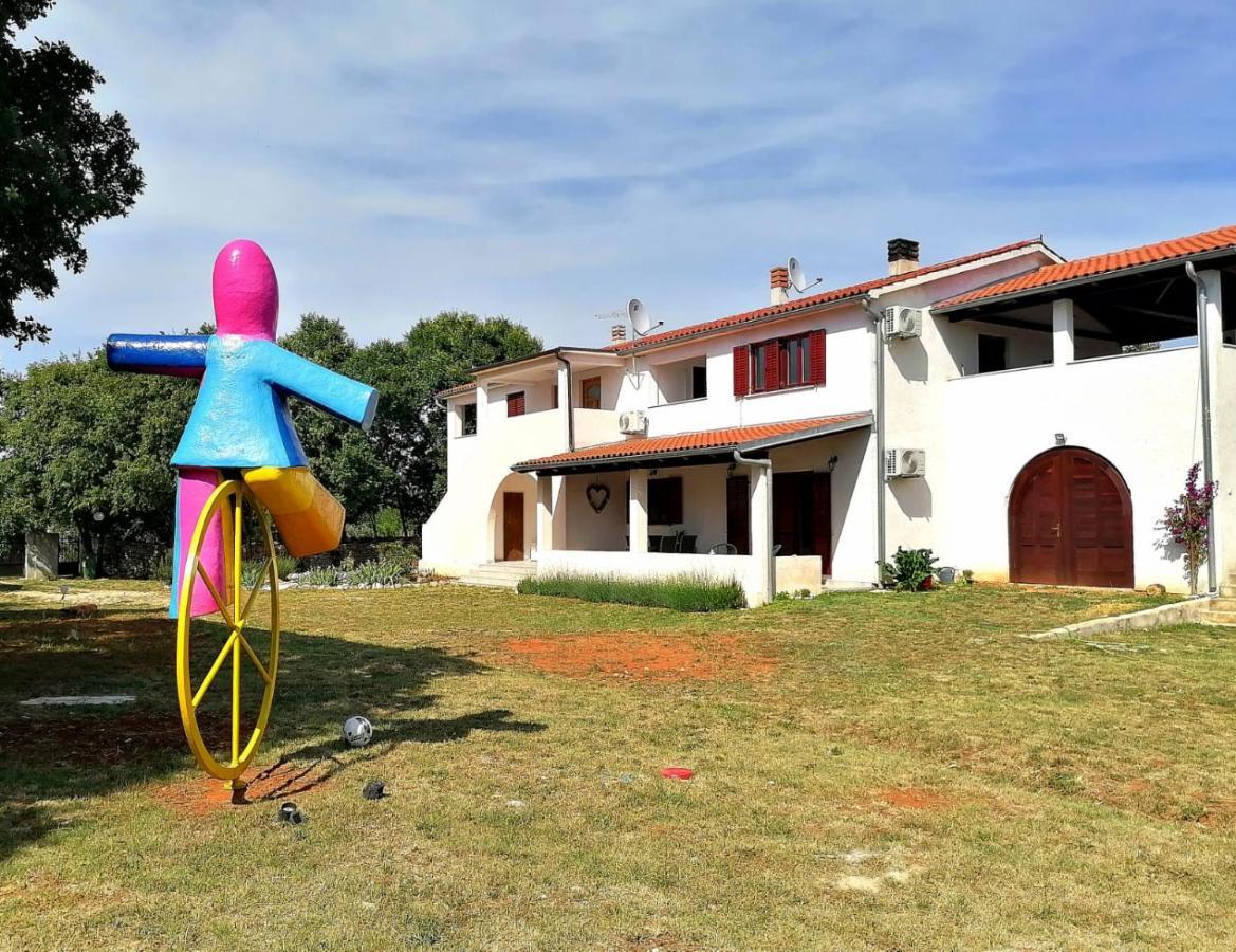 Апартаменты Casa Val Madorso Перой Экстерьер фото